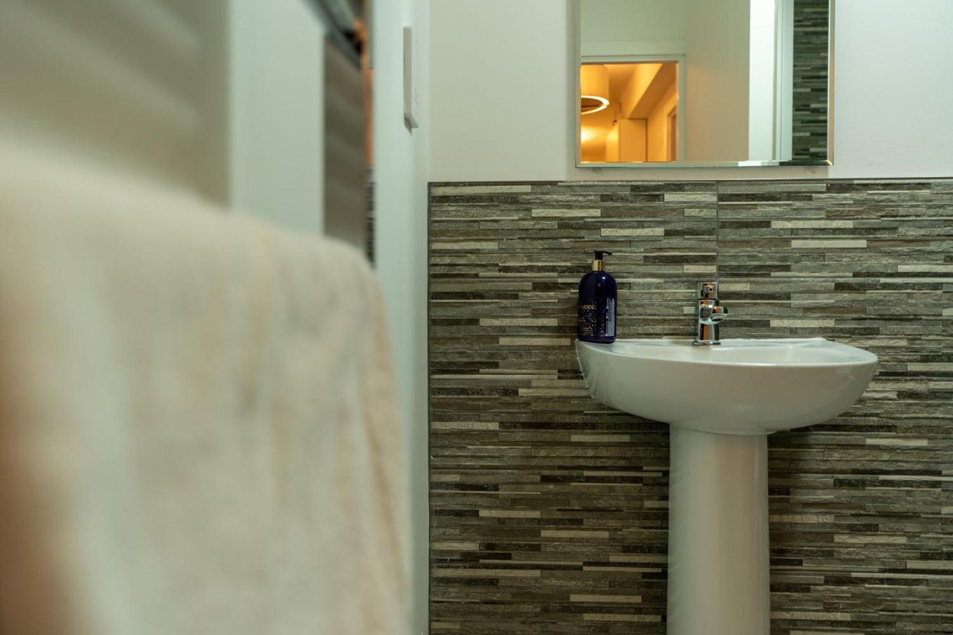 Bowmore Apartment โอบาน ภายนอก รูปภาพ